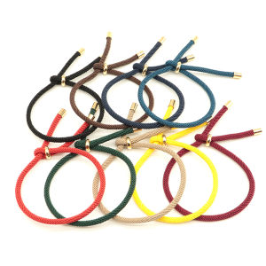 สร้อยข้อมือเชือกมิลานแบบมินิมอลสำหรับผู้หญิงสร้อยข้อมือเชือกสีแดงสีดำแบบปรับได้ของขวัญสไตล์บราซิลสำหรับคู่รัก