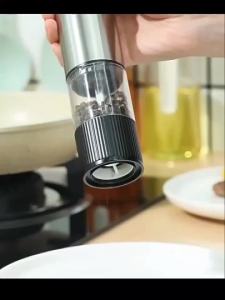 Electric Salt and Pepper Grinder Automatic Rechargeable Pepper Mill Shakers Adjustable Coarseness Kitchen Appliances
