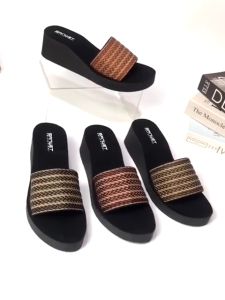 Sandal Wedges Wanita Dewasa Selop Rajut Turki Motif BRS Non Slip Terbaru