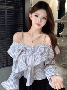 GUZILIAN | เสื้อสายเดี่ยวไหล่ประดับลูกปัดลายทางสไตล์เกาหลีฤดูใบไม้ร่วง ผูกโบว์ผีเสื้อ แฟชั่น เสื้อผ้าทำงาน ผ้าฝ้ายผสมโพลีเอสเตอร์