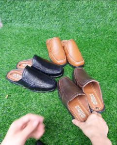 Giày sục nam da bò Trường Hải 3 Màu nâu đen  vàng S125