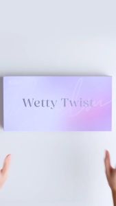 Deesay Lip Twist ลิปทวิส ลิปปากเปียก ลิปบาล์ม ลิปบำรุงริมฝีปาก สัมผัสเบาสบาย ไม่เหนียวเหนอะหนะ