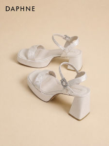 Daphne | Leg-Enhancing Summer Sandals for Women