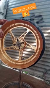 Sapporo Ultimate M78 RCB Gold: Cat Berkualitas Tinggi untuk Interior & Exterior