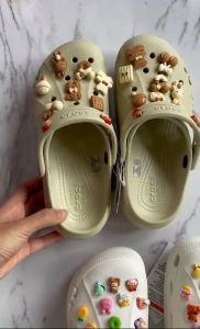 Tặng 12 Jibitzs 2D Dép Sục Cross Đúc Nguyên Khối Viền Chữ Siêu Hot Đế 5cm