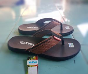 sandal japit pria//sandal pria kickers terbaru