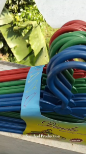 Hanger Plastik Warna Dinda Isi 12Pcs Gantungan Pakaian Dinda Warna - warni (Random)