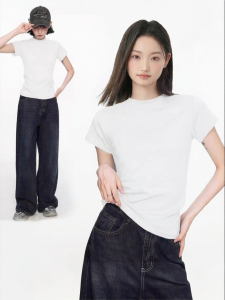 iiiamx | Áo Thun Cổ Tròn Tay Ngắn Ôm Body Màu Trắng