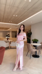 ES1084 ชุดเดรส ราตรียาว ผ้าซาตินเกรดพรีเมี่ยม ยืดหยุ่นได้ดี