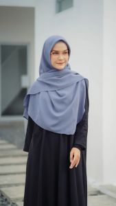 Hijab Segi Empat Oval Wolfis Ukuran 140x140 Almafactory