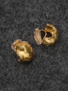 KAQI | Bông Tai Kẹp Vintage Màu Vàng Chất Liệu Dệt