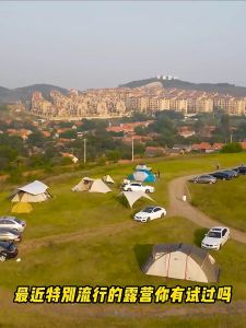 [SPF 50+] Hộp Gồm 20 Gói Kem Chống Nắng Nâng Tone Da Isolate Sunscreen Spf 50+ - Chống Cháy Nắng Sạm Da Bảo Vệ Da Khỏi Tia Uv Tia Cực Tím Chăm Sóc Và Dưỡng Ẩm Cho Làn Da