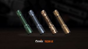 Đèn pin FENIX TK20R UE sáng 2800 lumen chiếu xa 465m cổng sạc USB-C công tắc xoay chiến thuật