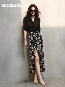 xocoboho | Korean Style Sophisticated Relaxed Outfit Black Top & Printed Skirt Set