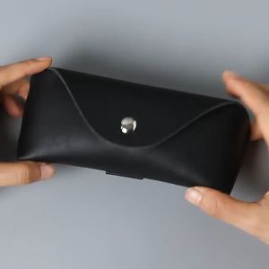 QIAO แบบพกพาได้ เครื่องหนังแท้ กล่องเก็บ กล่องใส่ แว่นตาสำหรับอ่านหนังสือ ที่รัดเอว เข็มขัดสำหรับการเก็บ