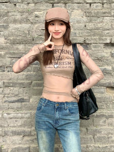 YUEZHONGWEI | Áo thun tay dài chống nắng mùa hè mỏng ôm vừa vặn in chữ lưới phong cách retro Mỹ cho nữ