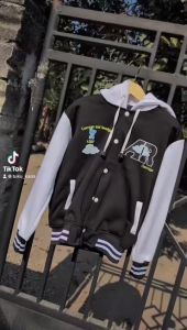 Jaket Anak Varsity Baseball: Bahan Fleece Hangat & Ukuran S-XL