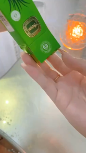 Son môi lô hội son màu giữ ẩm Aloe Vera Son môi ba màu lâu trôi