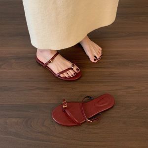 IELGY Flat bottom simple versatile slippers for women retro belt buckle slip-on slippers