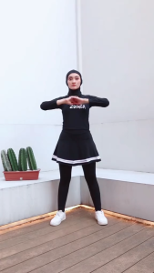 Legging Rok Olahraga Wanita Stylish dan Nyaman Stripe Skirt Sport Senam