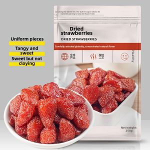 Aecoway | Whole Dried Strawberry 500g