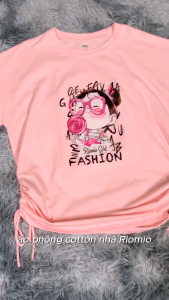 Áo Phông Bé Gái Riomio Cotton 4 Chiều Form Rộng Tay Trễ Nhún Dây 2 Bên Sườn In Hình Trendy Đen Trắng Hồng Size 8/9–12/13 (30–50kg) RAG1079