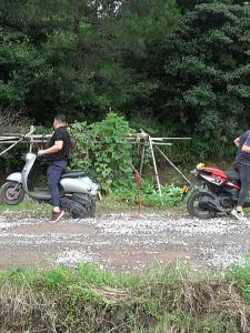 2/3 Meter Strap Pengikat Barang Elastis Tali Motor Pengikat Barang Tali Pengikat Serbaguna Gesper Pendakian Gunung Lock Tali Serbaguna