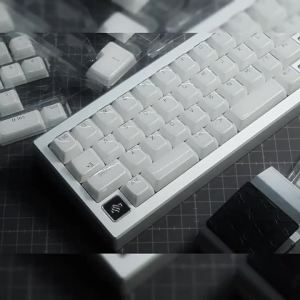 113 Key White Jelly Crystal Keycaps Double Shot MDA Profile Keycaps Top Engraved Font Shine Through for MX Mechanical Keyboard