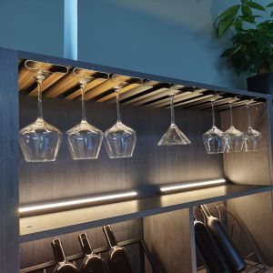 Kệ Đựng Cốc Rượu Bằng Kim Loại Treo Tường Đa Kích Thước Phòng Khách Kệ Đựng Cốc Vino Bằng Hợp Kim Nhôm Kệ Đựng Cốc Thủy Tinh Cao