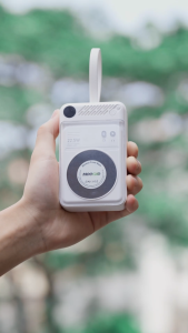 MeeGoo CCC PowerBank 10000/ 20000mAh Mini Magnetic Power Bank Built in Cable With LED Digital Display