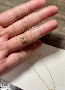 PAWNABLE 18K Saudi Gold Fine Tauco Chain(thin)with 18K Curved Moissanite Pendant(HOLLOW)