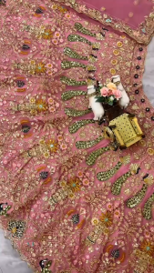 PRE ORDER 15 DAYS -SEMISTITCHED LEHANGA CHOLI