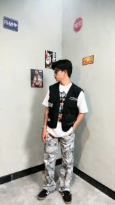 SUZERO STORE: Desain Stylish & Nyaman untuk Celana Cargo Camo Loreng Reguler Fit Dark Grey Motif Army