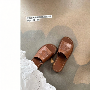 Dép Bệt Nền Cao Vintage