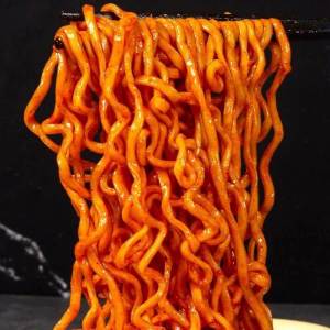Sweet and Spicy Hot Chicken Noodles
