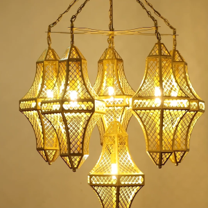 เอเชียตะวันออกเฉียงใต้โคมไฟระย้าร้านอาหารไทยร้านอาหารโต๊ะไฟคลับเฮาส์โฮมสเตย์บันไดดูเพล็กซ์ลอยสูงโคมไฟรับประทานอาหาร