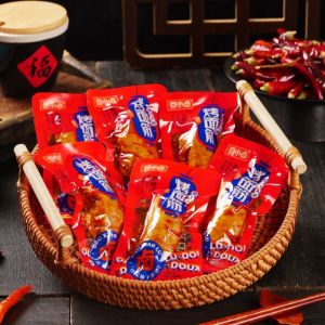 Spicy Barbecue Soy Protein Product Vegetarian Meat Leisure Snack Roasted Dough Sheet ACARONZ Brand from Mainland China 50g Bag