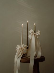 Elegant European Style Wedding Banquet Dinner Long Pole Colored Candle Candlestick Base Home Decorative Accessories