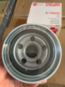 Filter Oli Mitsubishi T-120 Ss Atau Suzuki Futura - Sakura C-1002