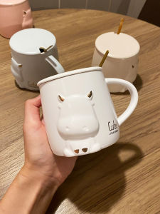 Ceramic Cow Faceless Cup with Lid Spoon Korean Style Animal Pattern Tea Water Mug for Home Dormitory Cute Desktop Cup for Women