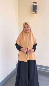 Paket Jilbab Pashmina Instan Nagita Jersey 80 rb dapet 5 pcs Pashmina Pet Instan - Kerudung Wanita /- Kerudung Hijab Jilbab Instan Jersey Pasmina