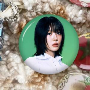 Kpop Singer YVES 32/44/58MM Customizable Button Pins Cute Funny Creative Badge Jewelry Decor Gifts for Friends