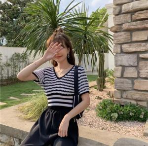 ●ECLAIRE● 043 Blouse Knit Rajut Lengan Pendek Shortsleeves Vneck Salur Stripe Garis Kasual Korea Lurana Import
