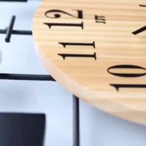 Simple Nordic Solid Wood Wall Clock: Silent Home Decoration & Interior Design