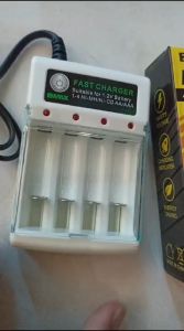 Charger Baterai NiCD NiMH AA AAA 4Slot BMAX Rechargeable Baterai Cas Ni-CD Ni-MH Cas Batere