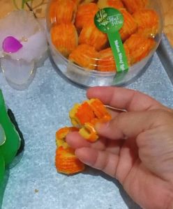 kue kering. nastar gulung