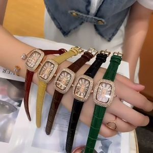 Jam Tangan Wanita Kulit Pu Leather Premium Full Diamond Bercahaya Style Korea Wanita Kekinian Kasual Import Asli Quartz Analog Berkualitas Mewah Elegan Tahan Air Kaca Tebal Anti Gores Aksesoris Arloji Woman Watches Cewek Kondangan -JW88