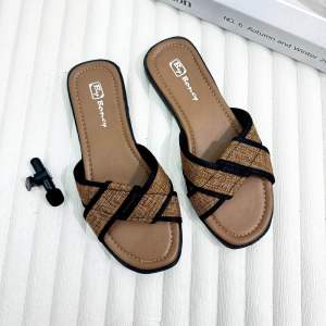 Sandal Wanita Flat Terbaru 2025 Sendal Selop Cewek Kekinian