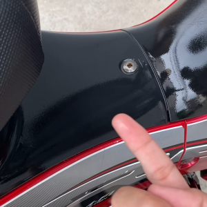 Moto wax 1 กระป๋อง สเปรย์เคลือบเงา มอเตอร์ไซค์ ฟื้นฟูชุดสี เคลือบพลาสติก เคลือบสีรถ เคลือบยางดำ ปริมาณ 500ML