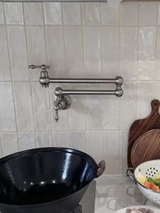 Foldable Wall-Mounted Kitchen Faucet Double Section Chopstick Stove Top Splash Proof Gravity Ball Weights Home Decoration Materials